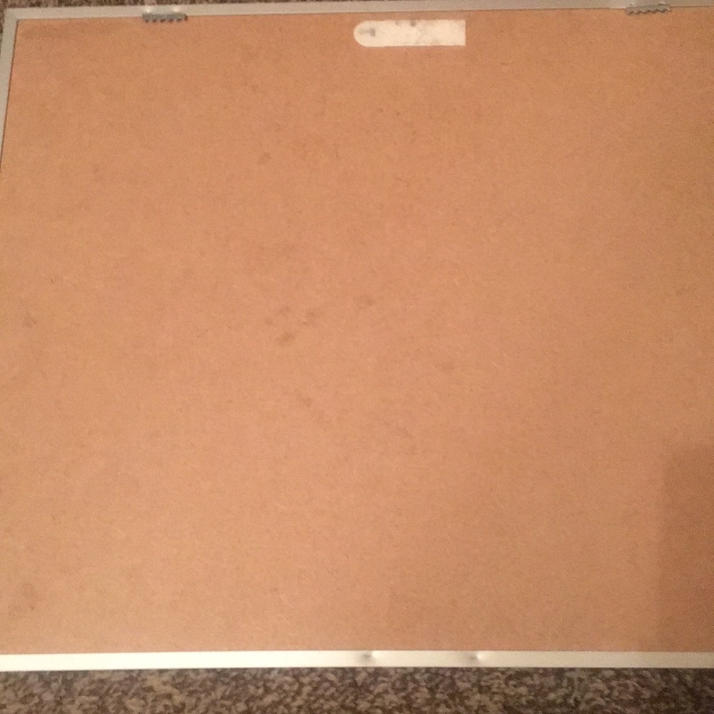 White board - Picture 2 of 2
